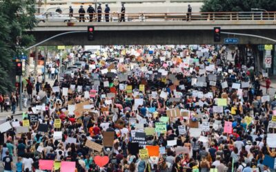 Strike crowd