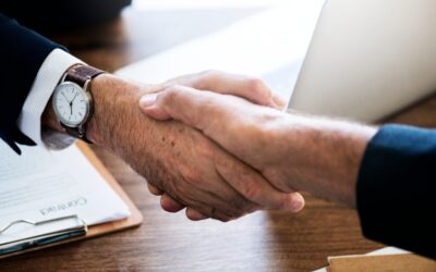 Business men shaking hands